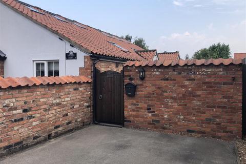 2 bedroom barn conversion to rent, Lincoln Lane, Thorpe-on-the-hill