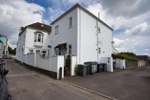 3 bedroom flat to rent, 11 Walmer Castle Road, Deal, CT14