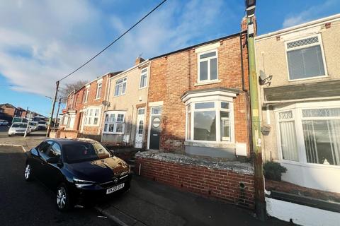 2 bedroom terraced house to rent, Rutherford Terrace, Ferryhill