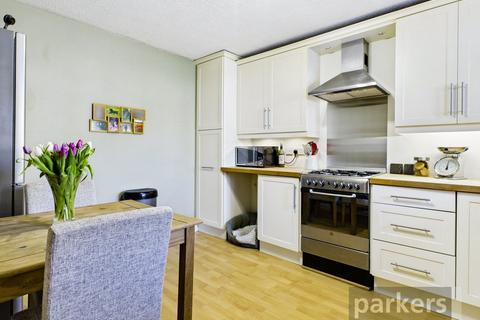 4 Floreys Close, Hailey, Witney, OX29 9UG