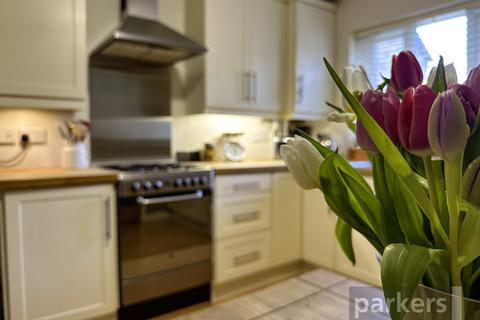 4 Floreys Close, Hailey, Witney, OX29 9UG