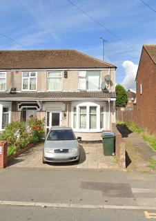 3 bedroom end of terrace house to rent, Cheveral Avenue CV6