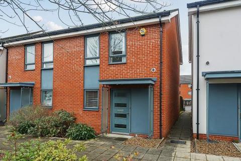 2 bedroom end of terrace house for sale, Kennet Island,  Reading,  RG2