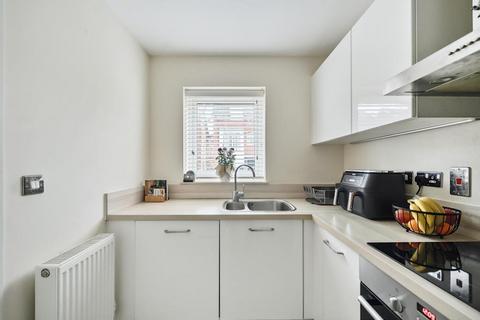 2 bedroom end of terrace house for sale, Kennet Island,  Reading,  RG2