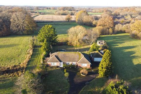 4 bedroom detached bungalow for sale, Main Street, Beckley, Rye