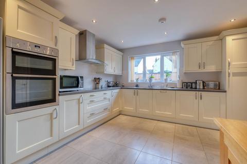 12a Burman Close, Shirley, Solihull, B90 2DR