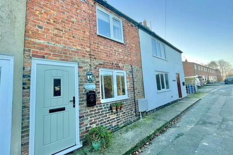 2 bedroom house for sale, Back Lane, Seaton, Hull