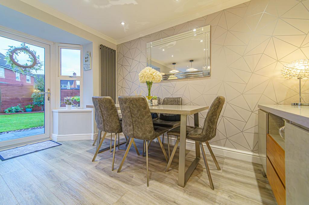 Kitchen dining room