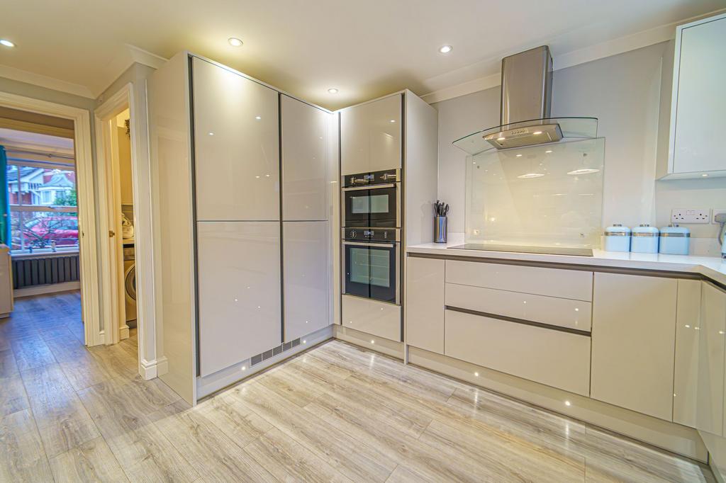 Kitchen dining room