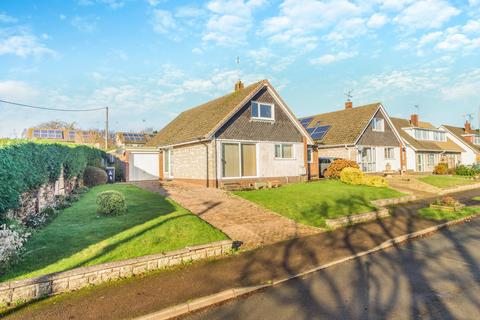 4 bedroom detached house for sale, Caestory Avenue, Usk