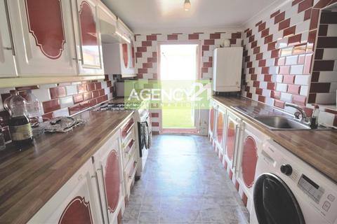 3 bedroom house for sale, Clifton Road, Forest Gate, E7
