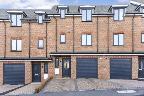 3 bedroom terraced house for sale, Mount Pleasant Road, Hampshire GU12