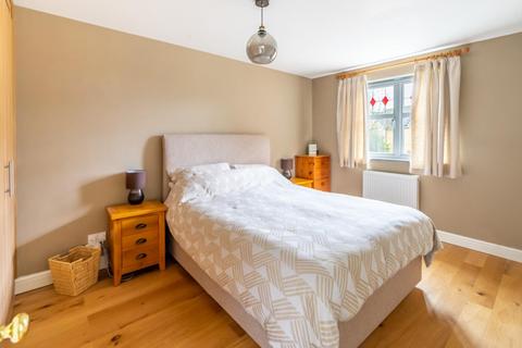 5 Beaufort Close, York, YO10 3LS