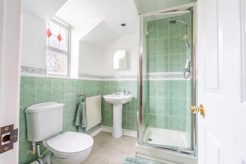 5 Beaufort Close, York, YO10 3LS