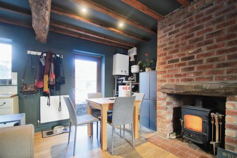 1 bedroom barn conversion to rent, Clun