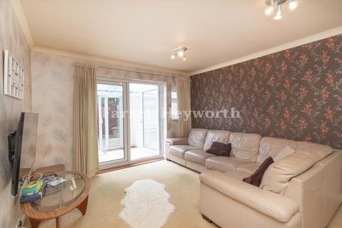 3 bedroom bungalow for sale, Woodland Avenue, Thornton Cleveleys FY5