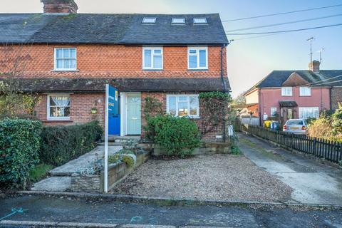 4 bedroom end of terrace house for sale, Turners Mead, Godalming GU8