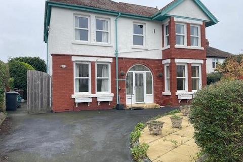 4 bedroom detached house for sale, 25 Station Road, Old Colwyn