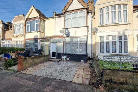 3 bedroom house for sale, Jersey Road, Ilford