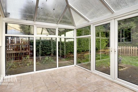 6 Edge Close, Sheffield, S6 1ER