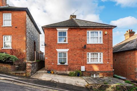 2 bedroom townhouse for sale, 21 Brodie Road, Guildford, GU1.