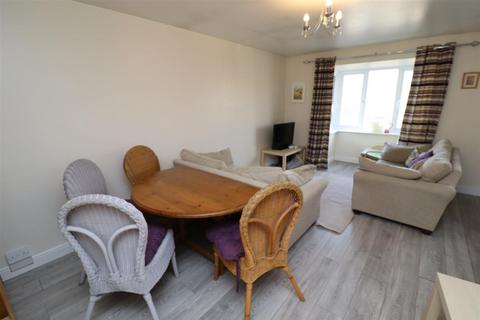 1 bedroom apartment to rent, Stevenson Crescent, South Bermondsey, SE16