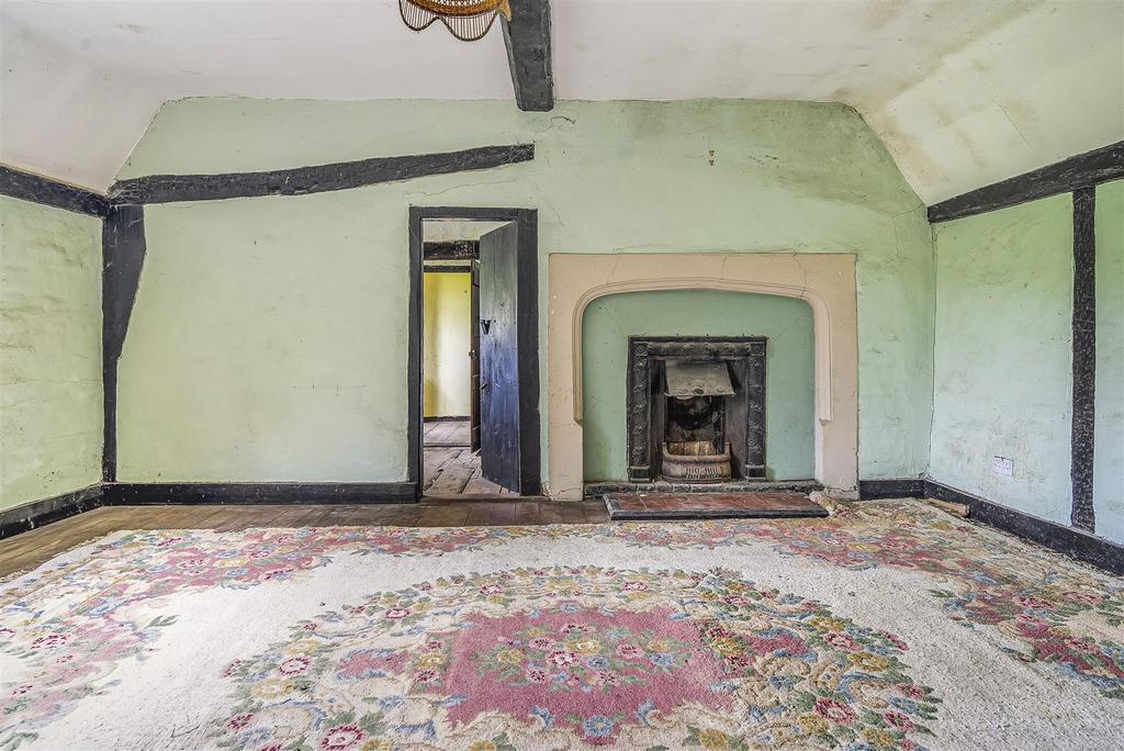 13 Bedroom No.2 (2).jpg
