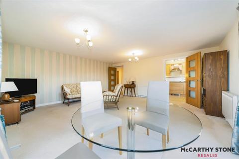 2 bedroom apartment for sale, Hilltree Court, 96 Fenwick Road, Giffnock