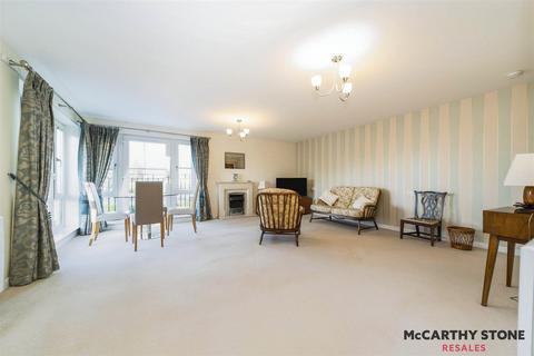 2 bedroom apartment for sale, Hilltree Court, 96 Fenwick Road, Giffnock