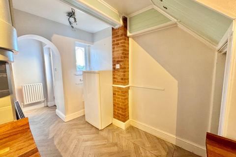 2 bedroom terraced house for sale, Grove Avenue, Walton on the Naze, CO14