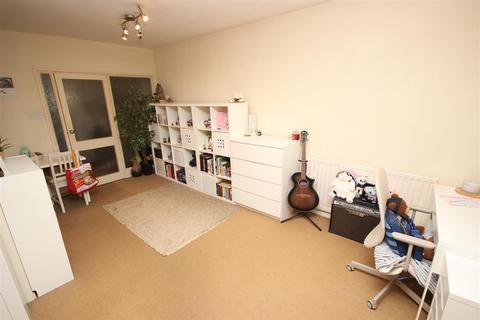 1 bedroom maisonette for sale, Tenterfields, Halesowen B63