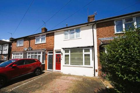 2 bedroom terraced house to rent, Chesford Road, Wigmore, Luton, LU2