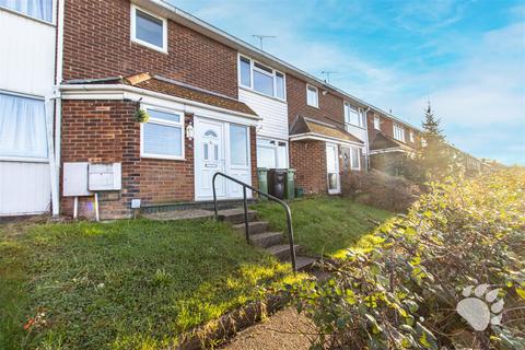 3 bedroom terraced house for sale, Rantree Fold, Basildon SS16