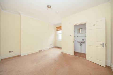 3 bedroom flat for sale, Castellain Road, Maida Vale W9