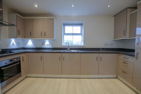 2 bedroom flat to rent, Old Wardour Way, Newbury RG14