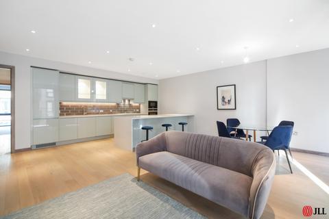 3 bedroom apartment to rent, Drapers Yard London SW18