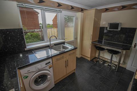 2 bedroom terraced house to rent, Launceston Close, Kingston Park, Newcastle Upon Tyne