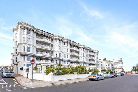 3 bedroom flat for sale, Marine Parade, Worthing, BN11 3FE