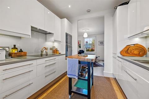 3 bedroom maisonette for sale, Hammersmith Grove, London W6