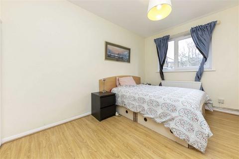 2 bedroom flat to rent, Wimbledon Park Road, Wimbledon