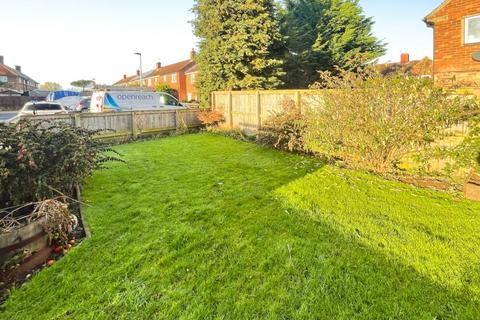 3 bedroom end of terrace house to rent, Newlands Court, Thirsk