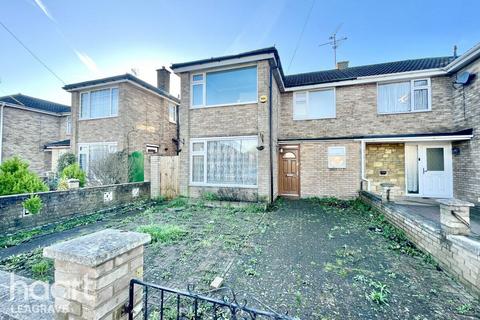 3 bedroom semi-detached house for sale, Clydesdale Road, Luton