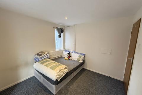 1 bedroom property for sale, Hawthorn Close, Hounslow, Middlesex , TW5 9TG