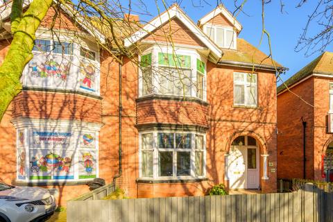 4 bedroom flat for sale, Algitha Road, Skegness PE25