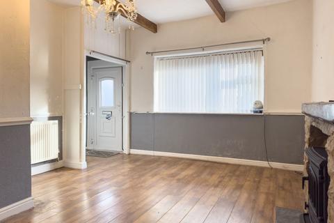 2 bedroom end of terrace house for sale, Towngate, Northowram, HX3 7DN