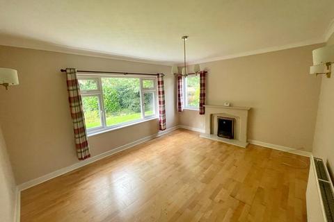 2 bedroom bungalow to rent, Park Crescent, Addingham, Ilkley, West Yorkshire, UK, LS29