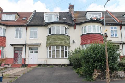 1 bedroom apartment to rent, Britannia Road, Westcliff On Sea