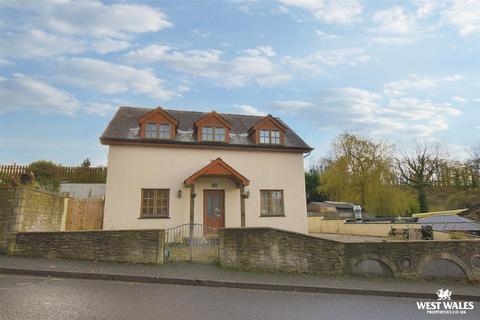 Cenarth, Newcastle Emlyn