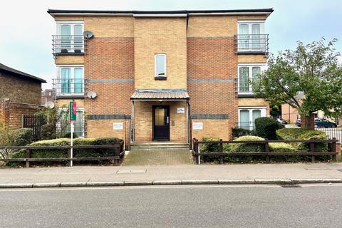 1 bedroom flat for sale, Jane Court Victoria Road, Romford