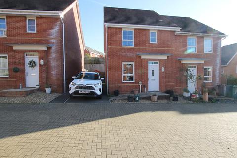 3 bedroom semi-detached house to rent, Towngate Place, Newport, Isle of Wight